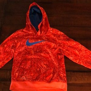 Boys Nike pullover Thermafit sweatshirt